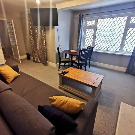 City Centre Room, Wifi, Share Facility Суонси Экстерьер фото